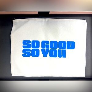 Zipper pouch for makeup, electronics cords (phone, tablet, smart watch)